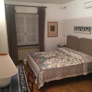 Camera con letto queen size